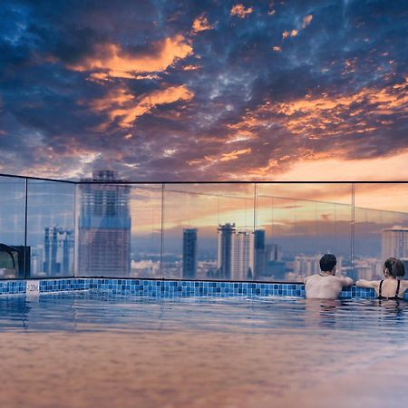 Luxcity Hotel & Apartment Phnom Penh Luaran gambar