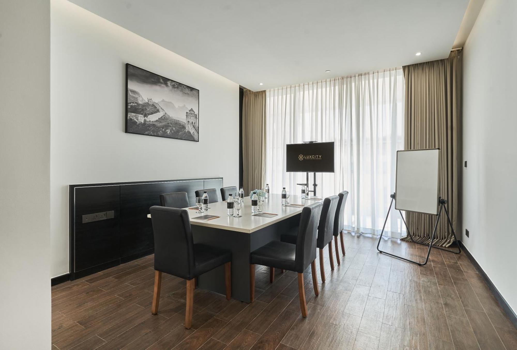 Luxcity Hotel & Apartment Phnom Penh Luaran gambar