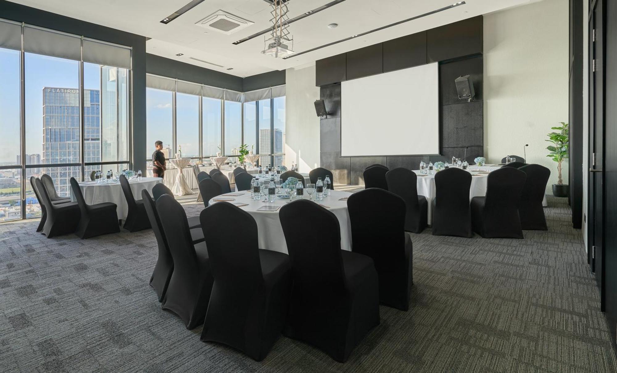 Luxcity Hotel & Apartment Phnom Penh Luaran gambar