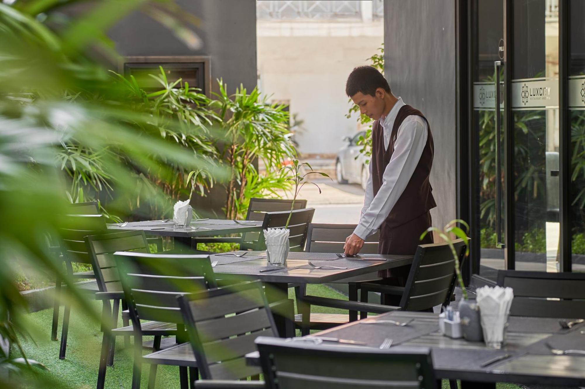 Luxcity Hotel & Apartment Phnom Penh Luaran gambar